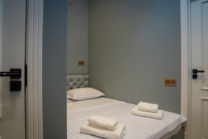 Ulugh Beg Room (N1) — 5
